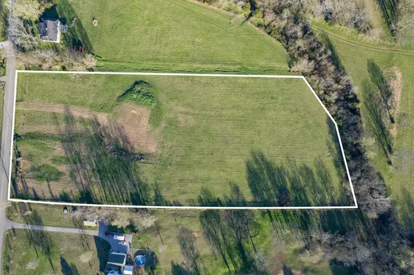 0 Theta Pike, Columbia, TN 38401