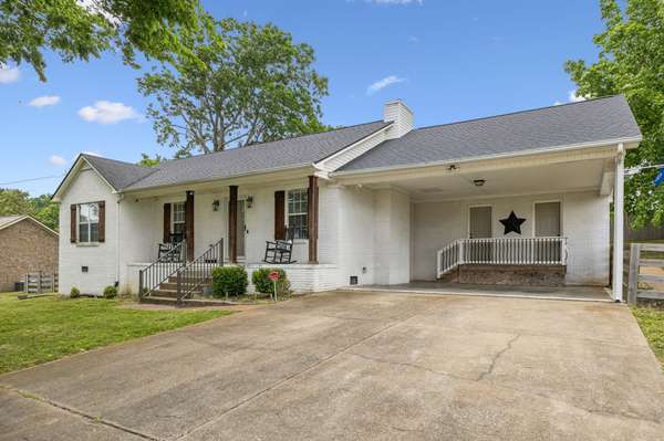 103 Edgewood Ave, Mount Pleasant, TN 38474