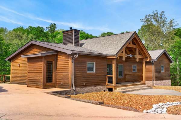 480 Mobley Rd, Clarksville, TN 37043