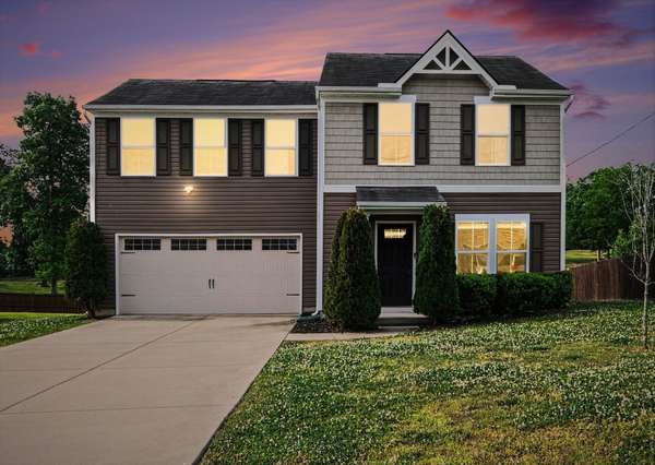 136 Moshe Yaalon Dr, La Vergne, TN 37086