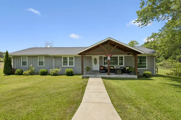 9 Caldwell Rd, Summertown, TN 38483