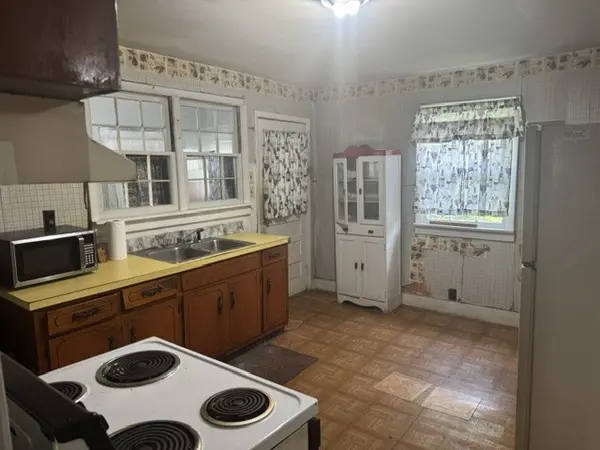 120 S Maple Ave, Gallatin, TN 37066