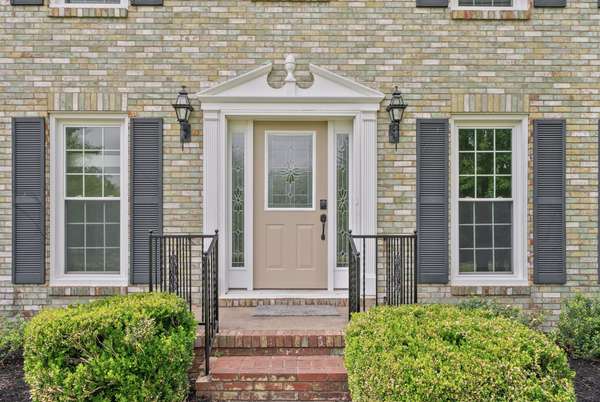 132 Windsor Dr, Hopkinsville, KY 42240