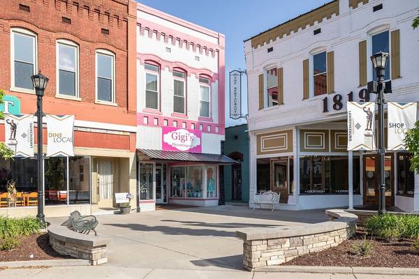 42 Public Sq, Lawrenceburg, TN 38464
