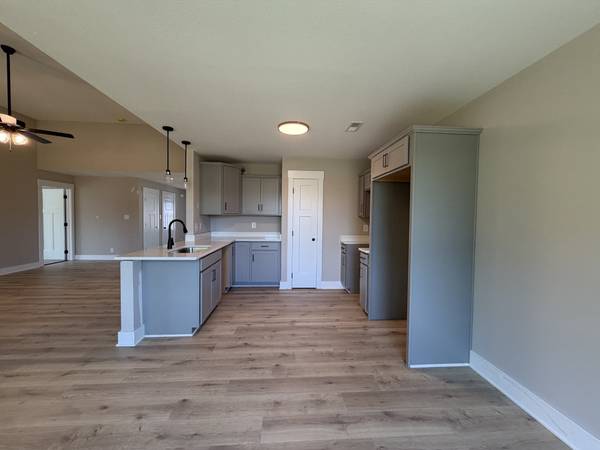 37 Echo Ridge, Oak Grove, KY 42262
