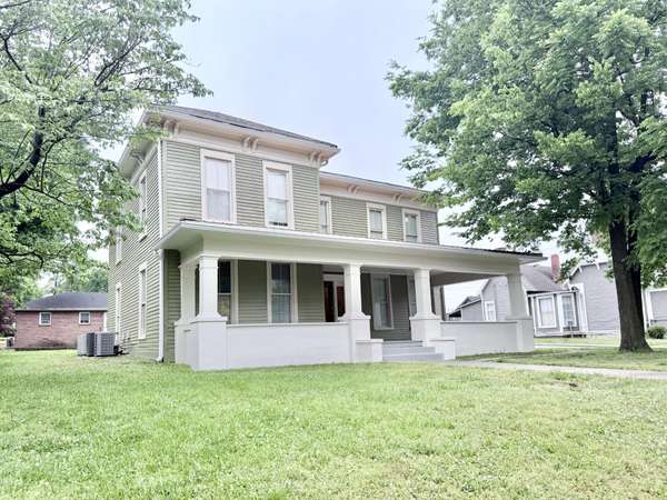1903 S Main St, Hopkinsville, KY 42240