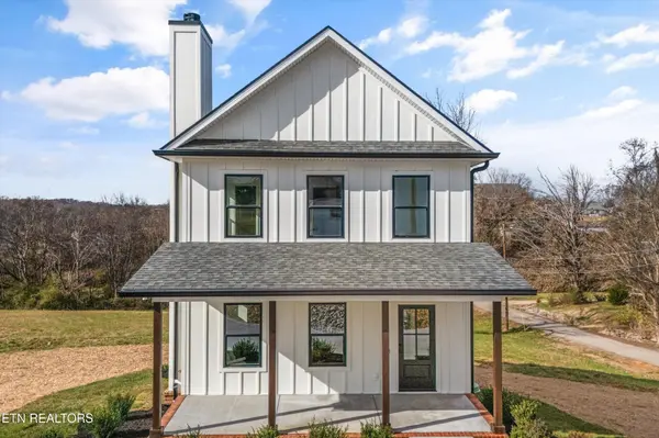 106 S Front Street, Friendsville, TN 37737