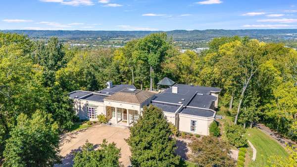 515 Hillwood Blvd, Nashville, TN 37205