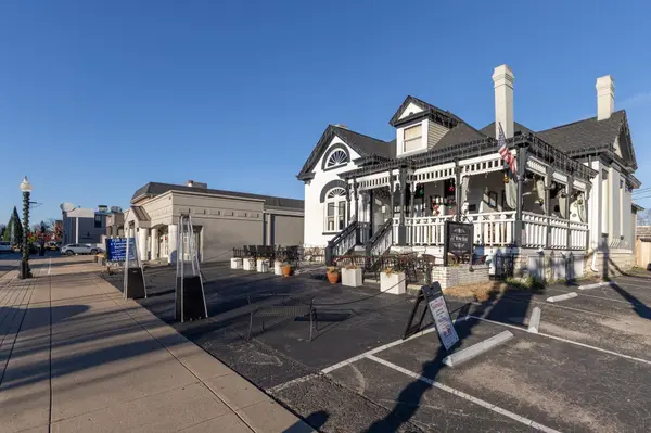 206 E Main St, Franklin, TN 37064