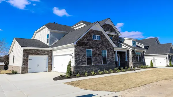 296 Harvest Point Blvd, Spring Hill, TN 37174