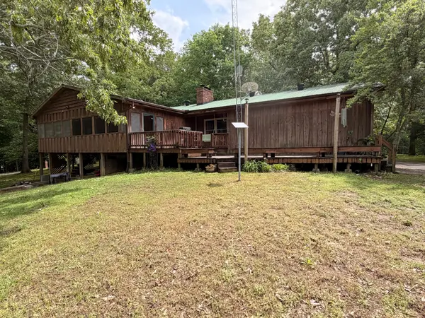 88 Pleasant Hill Church Rd, Cadiz, KY 42211