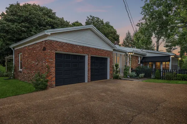 2641 Buckner Rd, Thompsons Station, TN 37179