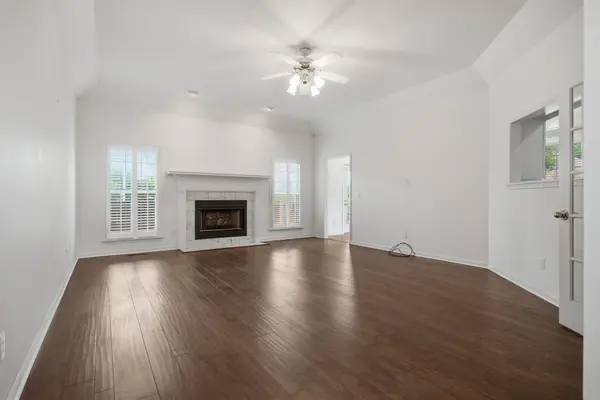 105 Green Tree Ct, Columbia, TN 38401