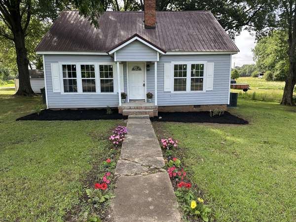 5800 Broad St #N, Trezevant, TN 38258