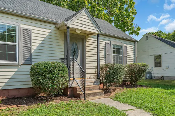 913 Sharpe Ave, Nashville, TN 37206