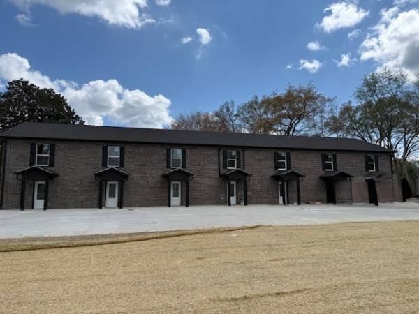 1416 E Lincoln St #3, Tullahoma, TN 37388