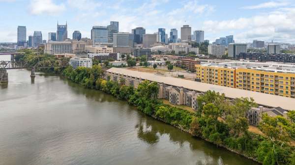 768 1st Ave #N, Nashville, TN 37201