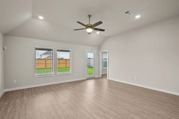 359 Kessel St, Lebanon, TN 37087