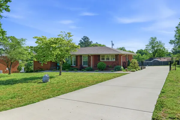 210 S Sequoia Dr, Springfield, TN 37172