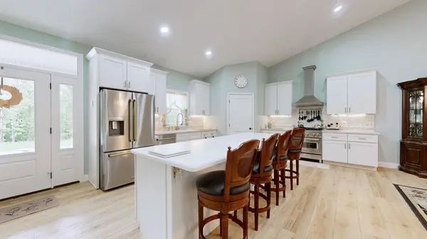 145 Serenity Village Dr, Benton, KY 42025