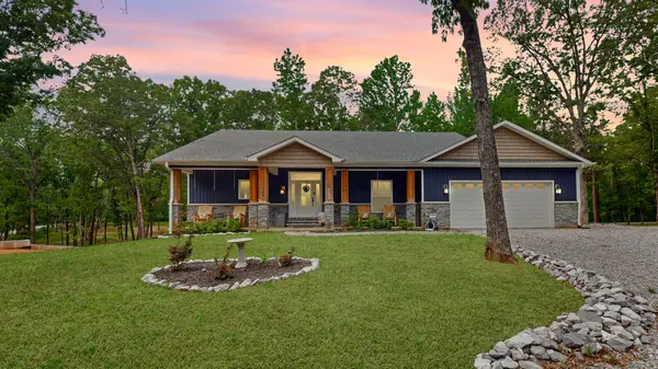 145 Serenity Village Dr, Benton, KY 42025