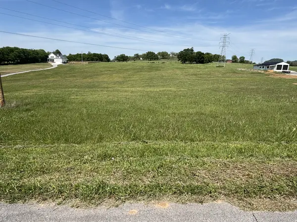6 Gross Lane, Hartsville, TN 37074
