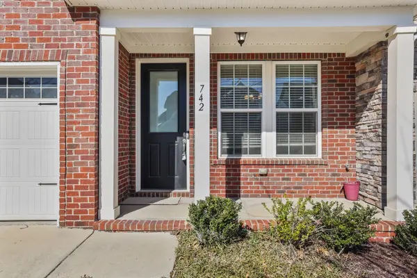 742 Tennypark Ln, Mount Juliet, TN 37122