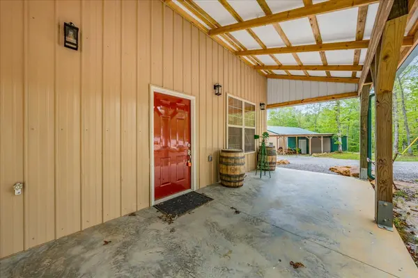 886 Hunters Ridge Dr, Altamont, TN 37301