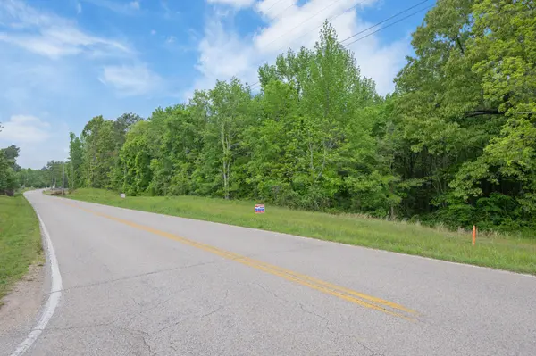0 Highway 200, Lexington, TN 38351