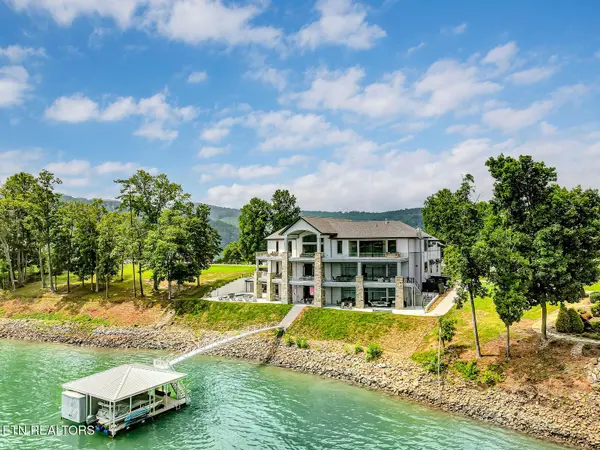 201 Crown Jewel Lane, La Follette, TN 37766