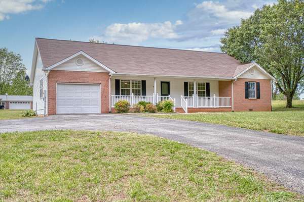 45 S Old Kentucky Rd, Cookeville, TN 38501