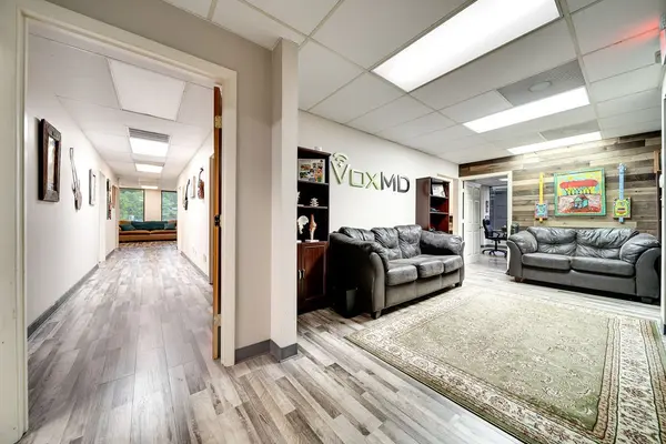 136 Walton Ferry Rd, Hendersonville, TN 37075