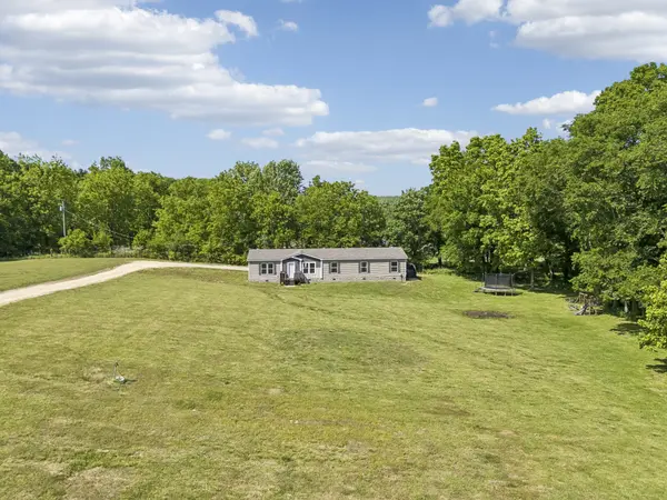 8079 Golf Club Rd, Mount Pleasant, TN 38474