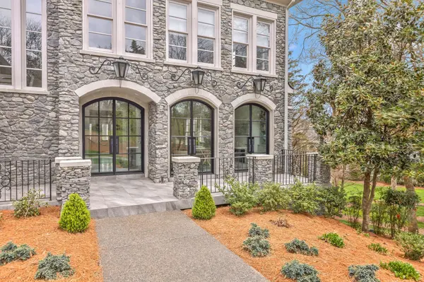 5 Camel Back Ct, Brentwood, TN 37027