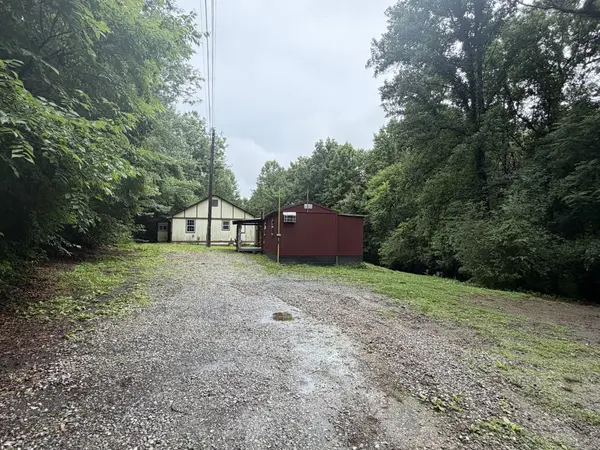 1366 Bandy Rd, Ashland City, TN 37015