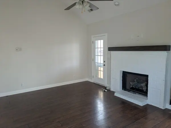 613 Snowshoe Ln, Clarksville, TN 37040