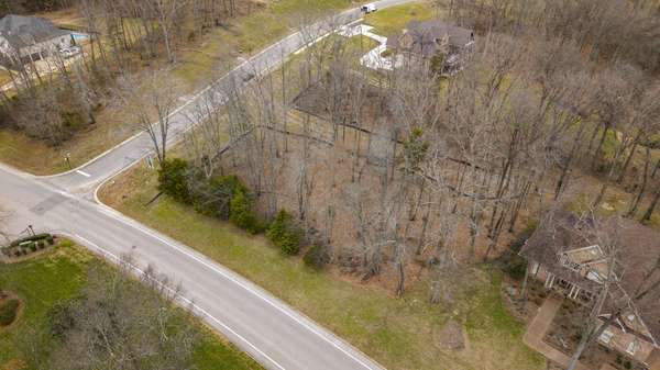 602 Five Oaks Blvd, Lebanon, TN 37087