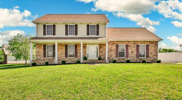 1121 Lucas Wayne Dr, Clarksville, TN 37043