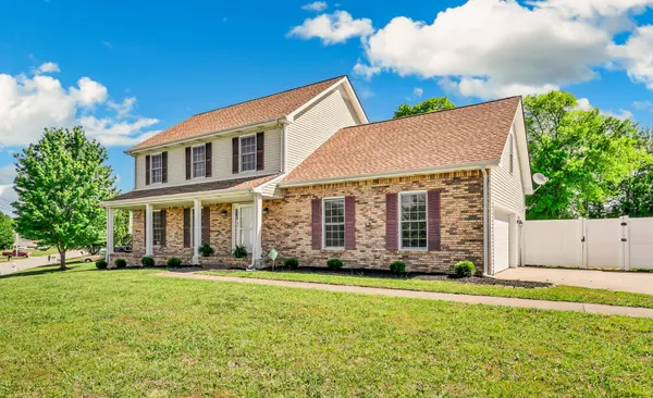 1121 Lucas Wayne Dr, Clarksville, TN 37043