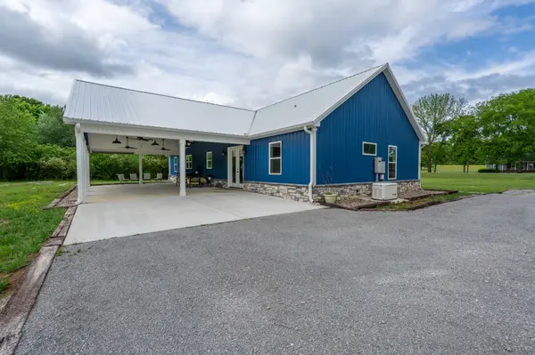 1801 Twin Caves Dr, Lewisburg, TN 37091