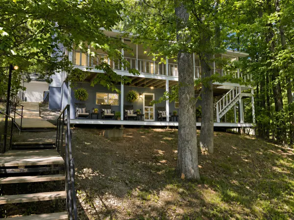 537 Algonquin Rd, Eddyville, KY 42038
