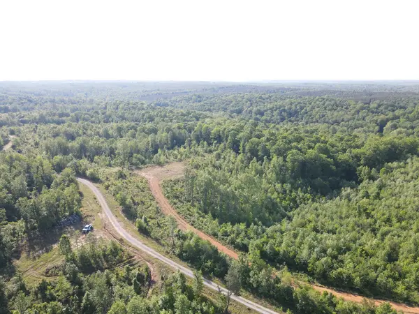 303 Hurricane Creek, Stewart, TN 37175