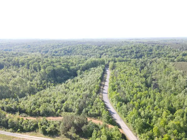 303 Hurricane Creek, Stewart, TN 37175