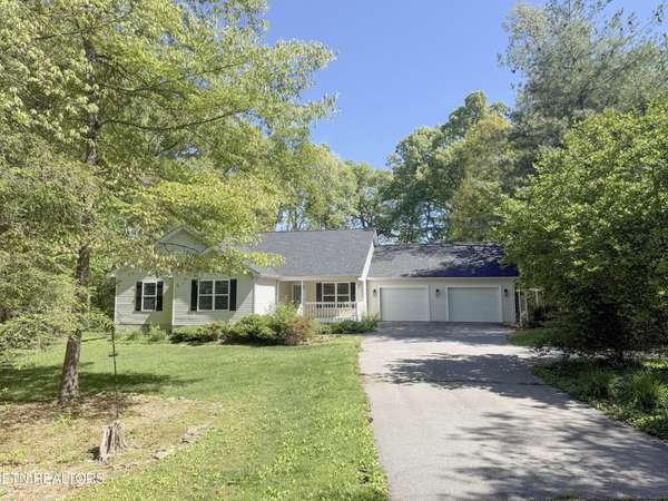 329 Hilltop Drive, Crossville, TN 38555