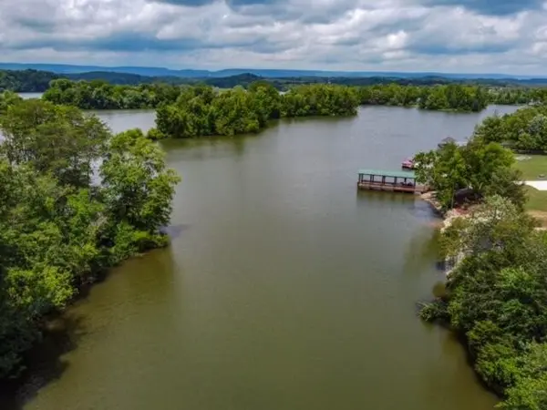 894 Riverbend Drive, Dayton, TN 37321