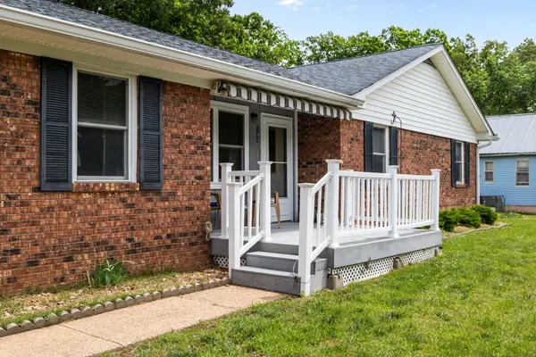 190 Post Oak Ave, Camden, TN 38320