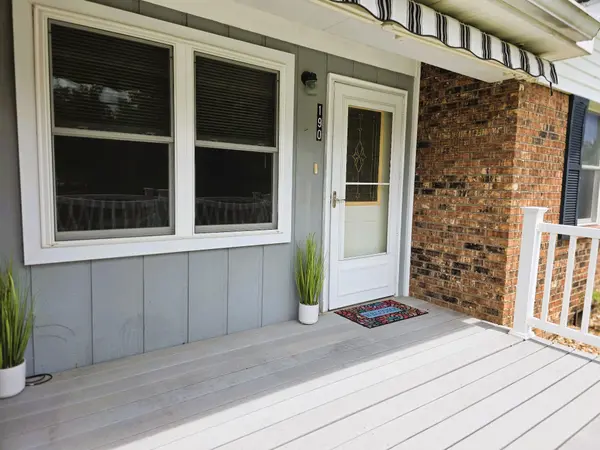190 Post Oak Ave, Camden, TN 38320