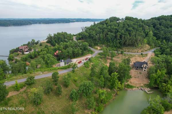 44 Stone Harbor Drive, Dandridge, TN 37725