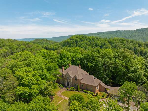 911 New England Road, Wildwood, GA 30757