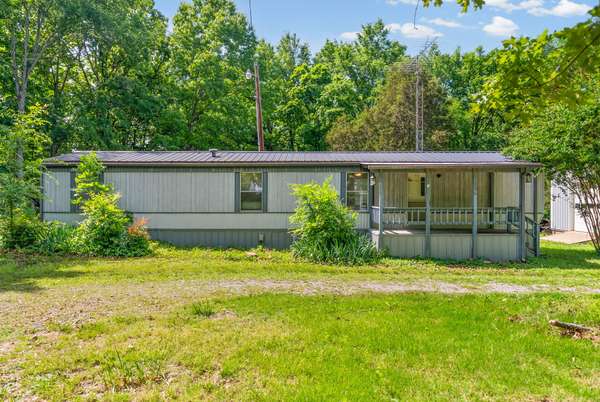 206 Boat Dock Rd, Dover, TN 37058